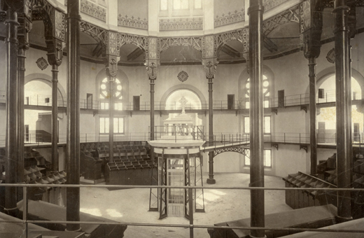 Una vista de l’interior de la rotonda del panòptic, l’any 1904.